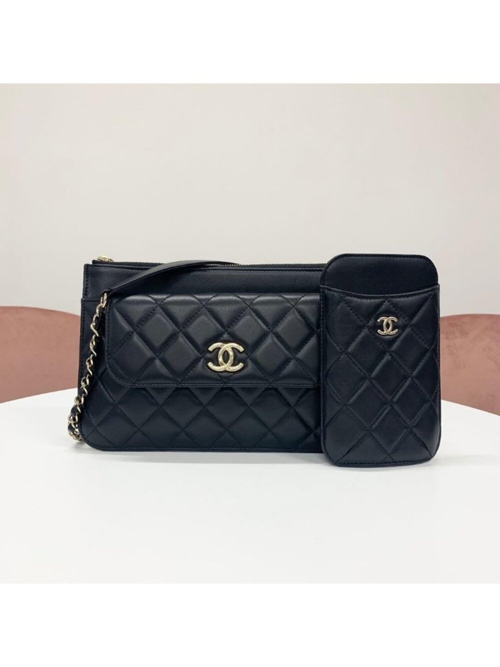 Chanel Quilted CC Logo Lambskin Chain Shoulder Bag